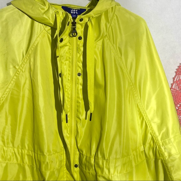 JoyLab Zip-Up Water Resistant Rain Coat Yellow L, 100% Recycled Polyester. - Picture 6 of 16